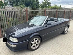 Blau Gebraucht 1996 Audi Cabriolet Basis Cabrio | 2.900 €