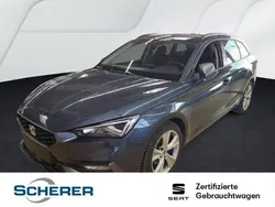 Grau Gebraucht 2024 Seat Leon FR Limousine | 27.900 € (Fairer Preis)