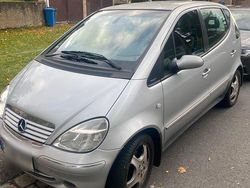 Silber Gebraucht 2001 Mercedes A190 Kleinwagen | 800 € (Superpreis)