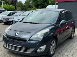Grau Gebraucht 2009 Renault Scénic III Dynamique Van / Kleinbus | 1.000 € (Etwas zu teuer)