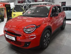 Rot Neu 2024 Fiat 600E Red SUV | 34.180 €
