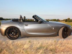 Grau Gebraucht 2005 BMW Z4 Performance Cabrio | 4.200 €