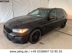 Black metallic Gebraucht 2020 BMW 530 M Sport Kombi | 26.850 € (Guter Preis)