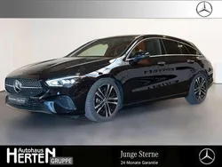 Kosmosschwarz Gebraucht 2024 Mercedes CLA180 Progressive Limousine | 30.800 € (Guter Preis)