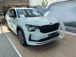 Moonweiss metallic Neu 2025 Skoda Kodiaq SportLine SUV | 54.444 € (Etwas zu teuer)