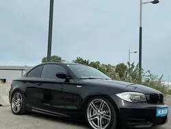 Schwarz Gebraucht 2011 BMW 135 Coupé Advantage Coupé | 30.900 €