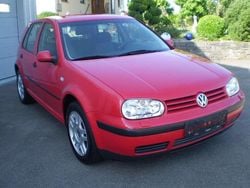 Rot Gebraucht 2001 VW Golf IV Edition Limousine | 1.000 € (Superpreis)