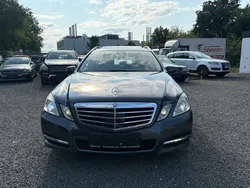Tenoritgrau Gebraucht 2012 Mercedes E200 Avantgarde Kombi | 6.999 € (Teuer)