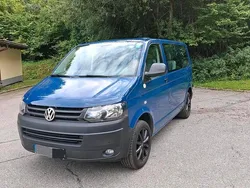 Blau Gebraucht 2014 VW Caravelle Van / Kleinbus | 14.500 €