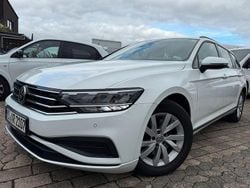Weiß Gebraucht 2019 VW Passat Limousine | 10.990 € (Superpreis)