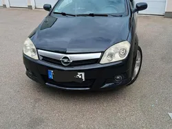 Schwarz Gebraucht 2006 Opel Tigra Cabrio | 1.200 € (Guter Preis)