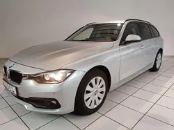Glaciersilber metallic Gebraucht 2017 BMW 318 Kombi | 11.900 € (Fairer Preis)