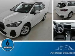 Weiß Gebraucht 2024 BMW 220 M Sport Van / Kleinbus | 32.080 € (Guter Preis)