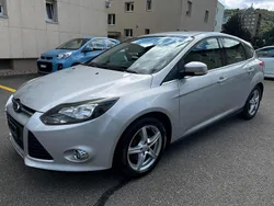Grau Gebraucht 2014 Ford Focus Coupé | 4.800 € (Fairer Preis)