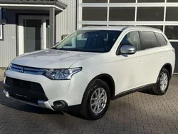 Weiß Gebraucht 2015 Mitsubishi Outlander Diamant Edition SUV | 10.650 € (Fairer Preis)