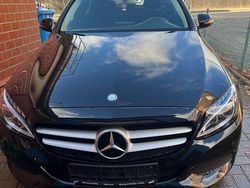 Schwarz Gebraucht 2016 Mercedes C180 Limousine | 13.100 € (Fairer Preis)