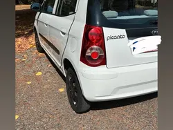 Weiß Gebraucht 2009 Kia Picanto 2 Kleinwagen | 1.000 € (Guter Preis)