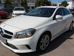 Calcitweiss unilack Gebraucht 2016 Mercedes A180 Limousine | 13.795 € (Fairer Preis)