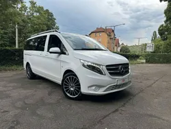Weiß Gebraucht 2017 Mercedes Vito Van / Kleinbus | 24.250 € (Fairer Preis)
