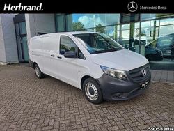 Weiß Gebraucht 2024 Mercedes Vito Van / Kleinbus | 35.581 € (Etwas zu teuer)