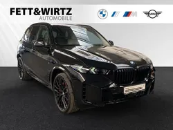 Saphirschwarz Gebraucht 2025 BMW X5 M Sport SUV | 96.800 € (Superpreis)
