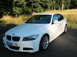 Weiß Gebraucht 2010 BMW 318 Comfort Edition Limousine | 5.500 € (Etwas zu teuer)