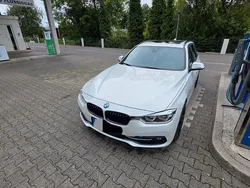 Weiß Gebraucht 2016 BMW 330 Sport Line Kombi | 16.000 € (Guter Preis)