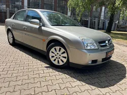 Auster/oyster Gebraucht 2002 Opel Vectra Elegance Limousine | 3.333 € (Etwas zu teuer)