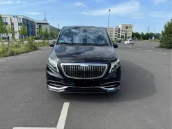 Schwarz Gebraucht 2016 Mercedes V250 Van / Kleinbus | 35.600 € (Etwas zu teuer)