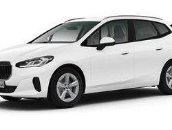 Weiß Gebraucht 2024 BMW 216 Active Tourer Luxury Line Van / Kleinbus | 28.373 € (Teuer)