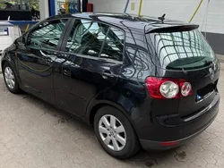 Schwarz Gebraucht 2006 VW Golf Plus Cross Van / Kleinbus | 3.150 € (Fairer Preis)