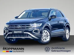 Deep black perleffekt Gebraucht 2024 VW T-Roc Style SUV | 29.490 € (Fairer Preis)