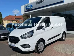 Weiß Gebraucht 2023 Ford Transit Custom Trend Van / Kleinbus | 26.950 € (Guter Preis)