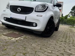 Weiß Gebraucht 2018 Smart ForTwo Coupé Coupé | 13.450 € (Fairer Preis)
