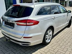 Silber Gebraucht 2019 Ford Mondeo Titanium | 29.689 €