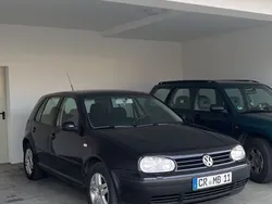 Schwarz Gebraucht 2002 VW Golf IV Kleinwagen | 1.600 € (Fairer Preis)