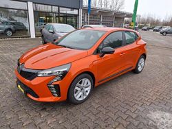 Blau Neu 2025 Renault Clio V Evolution Limousine | 18.990 € (Guter Preis)