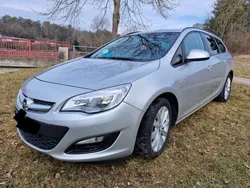 Silber Gebraucht 2014 Opel Astra Eco Kombi | 4.200 € (Fairer Preis)