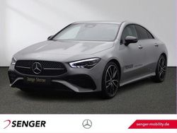 Grau Gebraucht 2025 Mercedes CLA200 AMG line Limousine | 43.880 €