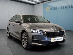 Grau Gebraucht 2025 Skoda Octavia Kombi | 40.949 € (Teuer)