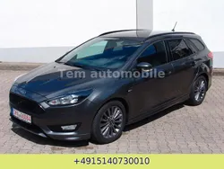 Grau Gebraucht 2018 Ford Focus ST-Line Kombi | 9.500 € (Superpreis)