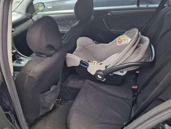 Gebraucht 2002 Mercedes C200 Avantgarde Kombi | 2.000 € (Etwas zu teuer)