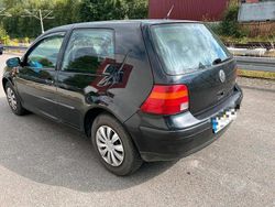 Schwarz Gebraucht 2000 VW Golf IV Kleinwagen | 1.100 € (Guter Preis)