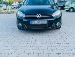 Schwarz Gebraucht 2011 VW Golf VI Edition Kleinwagen | 5.200 € (Fairer Preis)