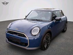 Blau Gebraucht 2024 Mini Cooper Favoured Kleinwagen | 29.587 € (Fairer Preis)
