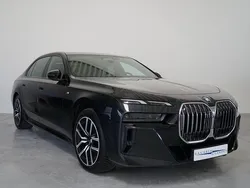 Schwarz Gebraucht 2023 BMW 740 M Sport Limousine | 89.950 € (Fairer Preis)