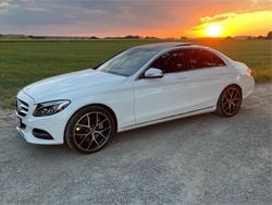 Weiß Gebraucht 2015 Mercedes C400 Avantgarde Limousine | 26.900 € (Fairer Preis)