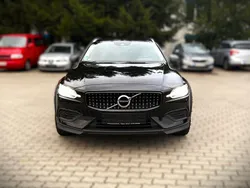 Schwarz Gebraucht 2019 Volvo V60 CC Kombi | 17.790 € (Guter Preis)