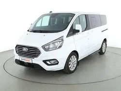 Weiß Gebraucht 2020 Ford Tourneo Custom Titanium Van / Kleinbus | 33.730 € (Etwas zu teuer)