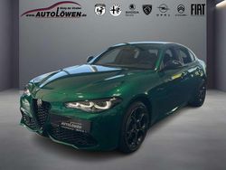 Verde montreal, speziallackie Neu 2025 Alfa Romeo Giulia Limousine | 59.980 € (Etwas zu teuer)